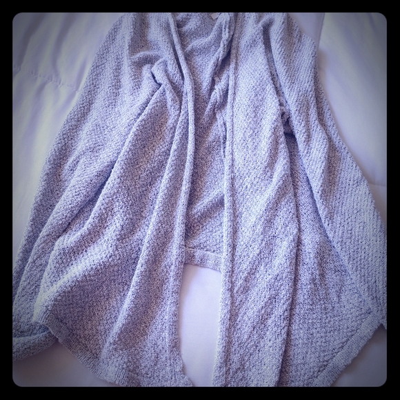 Sweater - Picture 1 of 2